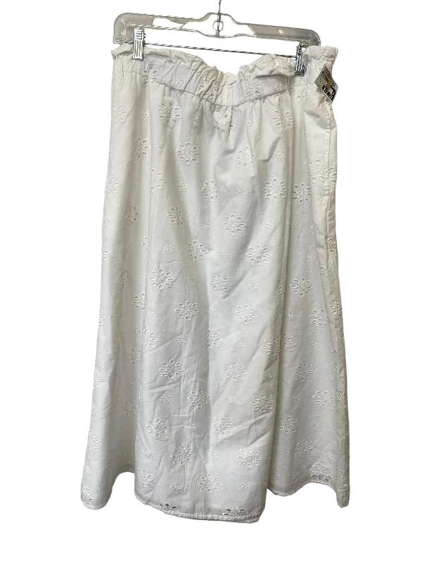 Skirt Maxi By Universal Thread In White, Size: L Embroidered Maxi Skirt