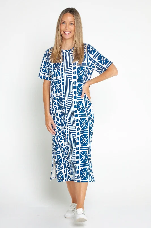 Casablanca Cotton Tee Dress - China Blue Print Best floral dresses for petites