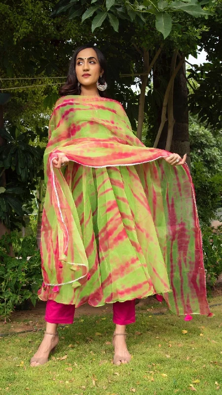 Pomcha Jaipur Tie And Dye Green Organza Anarkali Set Cotton unclassified dresses